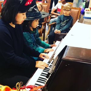 Mom and Daughter! Halloween Senior outreach music share 2018